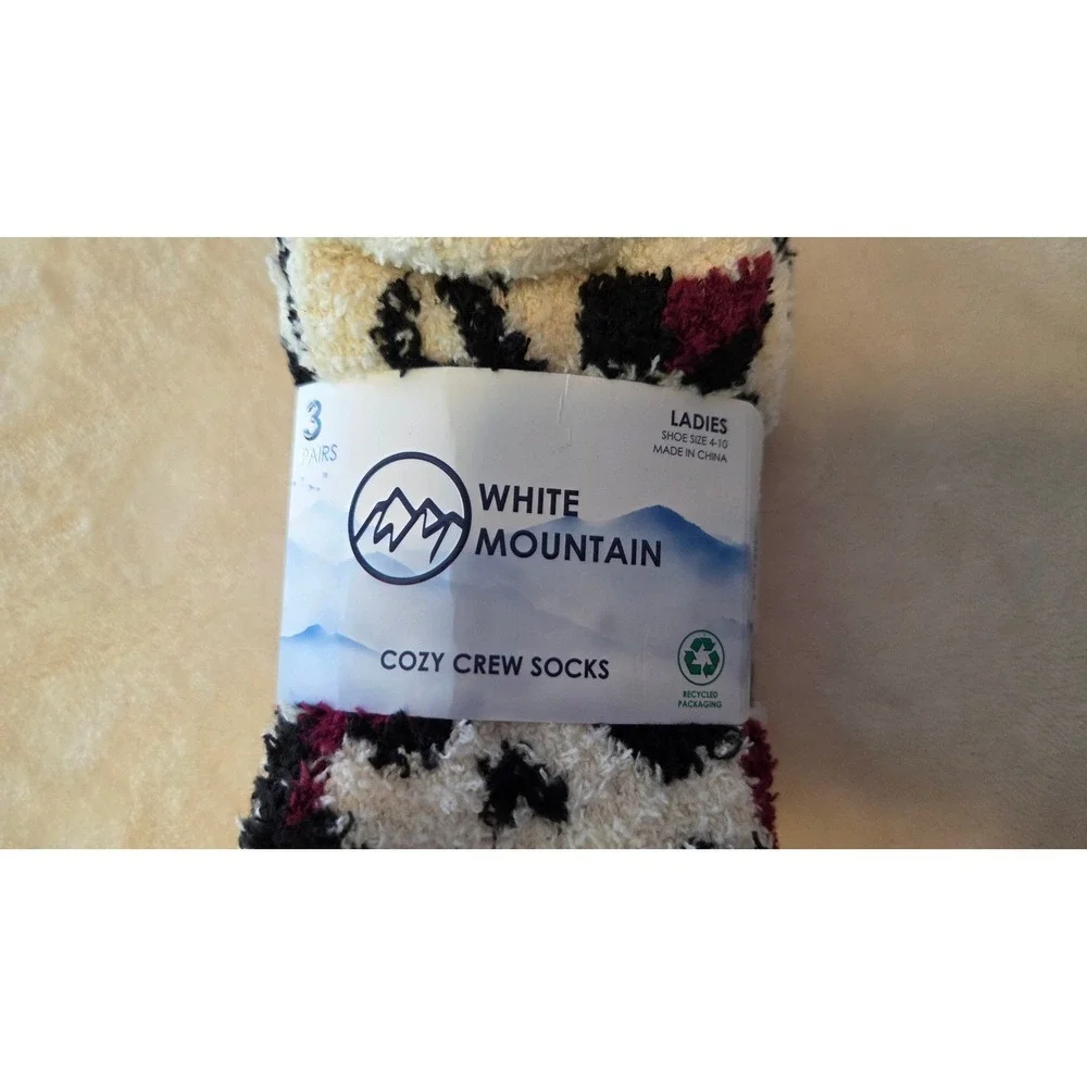 White Mountain Cozy Fuzzy Socks Pack NWT Leopard Print‎ Camping Outdoor Wear